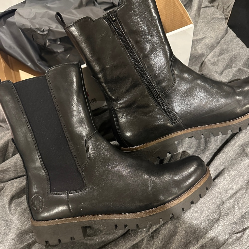 Rieker boot new in box size 38